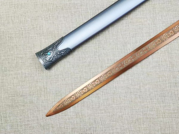 70公分银色不锈钢四兽剑